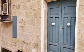 101, Valletta Boutique Escape